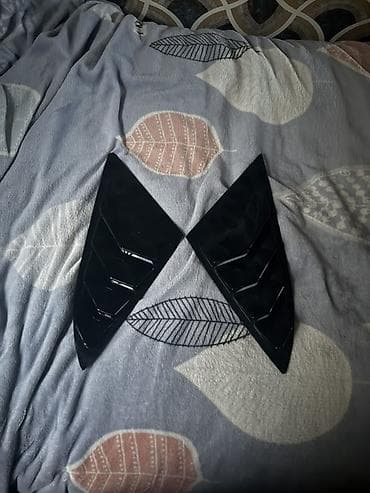 maşın ucun cexol: Məhsul: Avtomobil üçün arxa yan pəncərə “louver” dəsti (2 ədəd) — 1