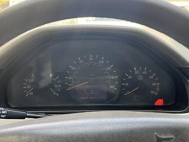 Mercedes-Benz klassik Mercedes-Benz modelləri, 2002 il, Orijinal, İşlənmiş