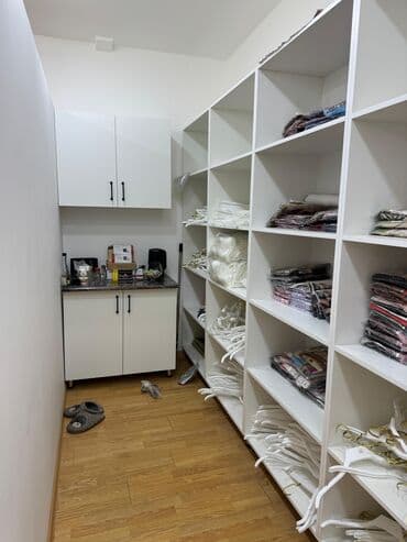 витрины для магазина: Стендовые витрины — 9