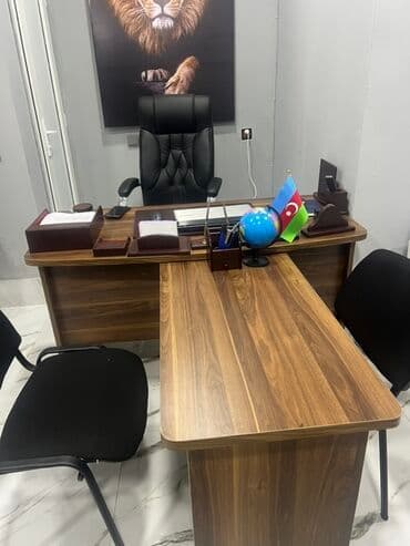 Ofis mebel dəsti – direktor masasının komplekti - Geniş iş masası