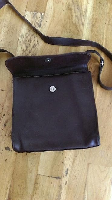 aksesuarlar: Canta — 1