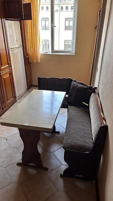 transformer masa: Metbex masa ve divan desti. 70man. Olcu masanin uzunlugu 1m,eni — 1