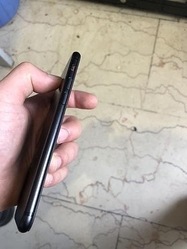 iphon 7 plus: IPhone 7, Qara, Qırıq — 6