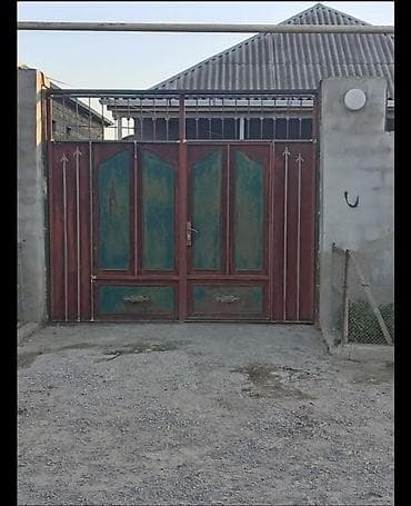Darvaza satilir. Eni 3 metr / hundurluk 2.60 metr Qiymet 450 azn