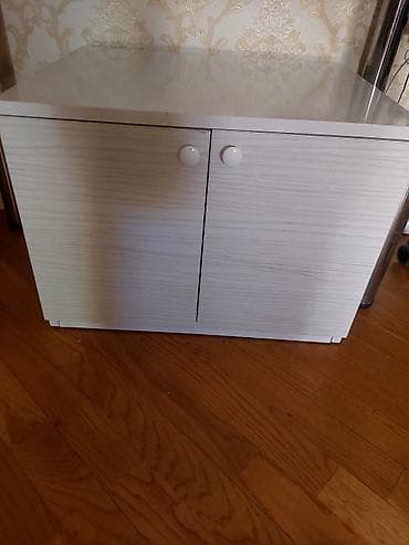 ucuz dolablar: Ağ rəngli iki qapılı kiçik dolab - Material: laminat/MDF tipli səth — 1