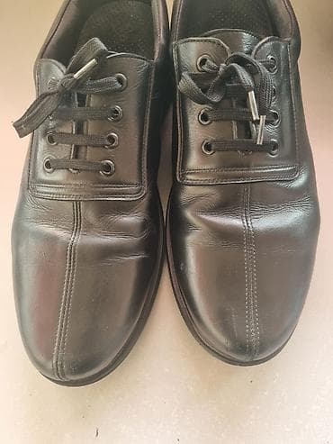 Təmiz dəri ayaggabi 
250 aznə alinib demək olar ki təzə galib — 1