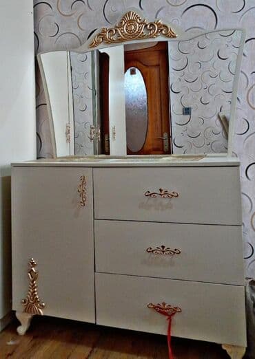 купить трюмо с зеркалом: Б/у, С зеркалом, Турция — 1