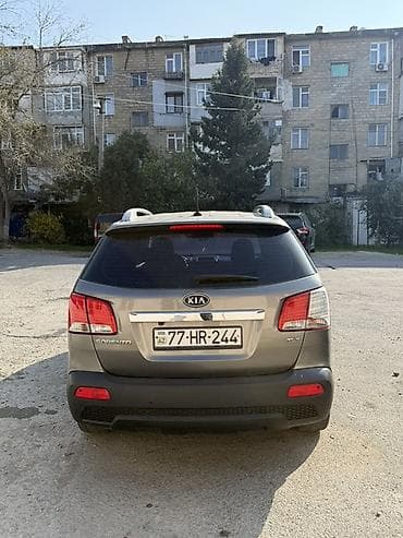 alfa pro: Kia Sorento: 2.2 l | 2011 il Ofrouder/SUV — 2