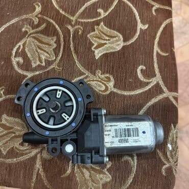 motor qiymətləri: Avtomobilin şüşə qaldırıcısı üçün nəzərdə tutulmuş bu motor şüşələrin — 1