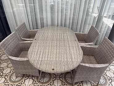 Oval masa, 4 stul, Açılmayan, Stullar ilə, Həsir toxunuşlu