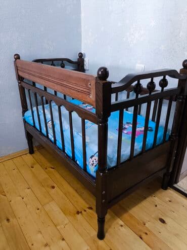 Oğlan və qız üçün, İşlənmiş, Dördbucaq, Beşik, Dəstsiz, Matras ilə, Yellənmə mexanizm ilə