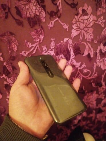 Avtoelektronika: Redmi 8, 32 GB — 2