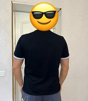Kişi geyimləri: Futbolka, Adidas — 8