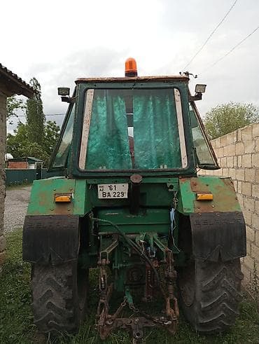 led isiq masin ucun: Belarus MTZ tipli təkərli traktor - Rəng: yaşıl, kabinalı - 4x2 — 4