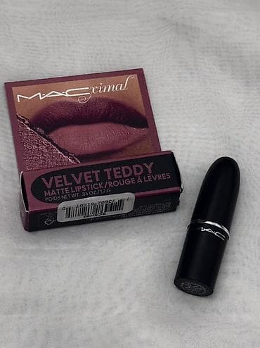 kosmetikalar: M·A·C Maximal Velvet Teddy – Mat Dodaq Boyası mini - Növ: Mat pomada — 2