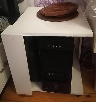 Kompüter masası, Açılmayan, Dördbucaq masa