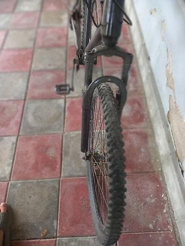 velisoped 28: Velosiped – dağ/şosse üçün universal Texniki xüsusiyyətlər: - — 7