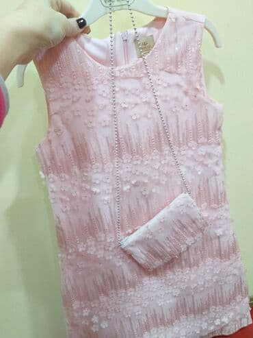 7-9 yaşa qiz ùcun don, cemi 1 defe geyinilib,gabaği biserle išlemedi