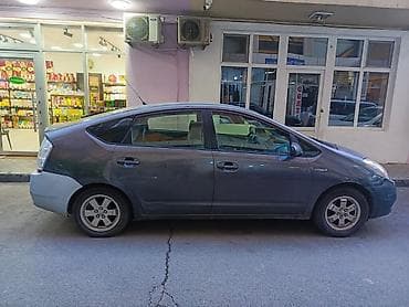 qaz 31 volqa: Toyota Prius: 1.5 l | 2006 il Sedan — 4