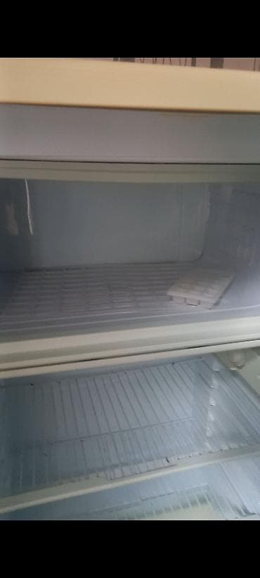 Soyuducuyaxwi veziyyetdedir,tecili satilir