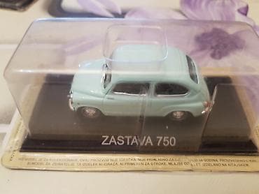 Kolleksiya üçün 1:43 ölçülü die-cast model avtomobillər dəsti. - — 6