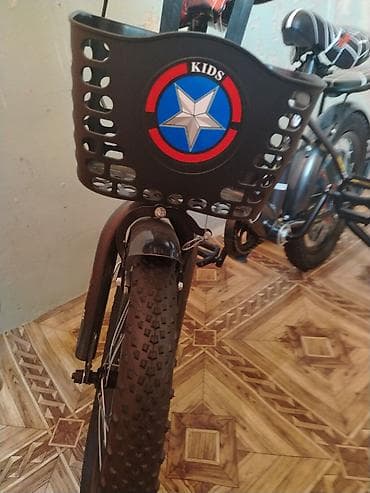 24 velosiped: Uşaq velosipedi – 16" təkərli, səbətli, köməkçi təkərlərlə - Çərçivə — 1