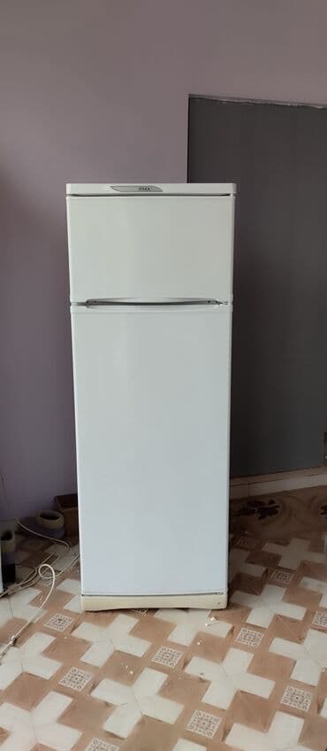 İşlənmiş 2 qapılı Stinol Soyuducu Satılır, rəng - Ağ lalafo.az -da İşlənmiş 2 qapılı Stinol Soyuducu Satılır, rəng - Ağ