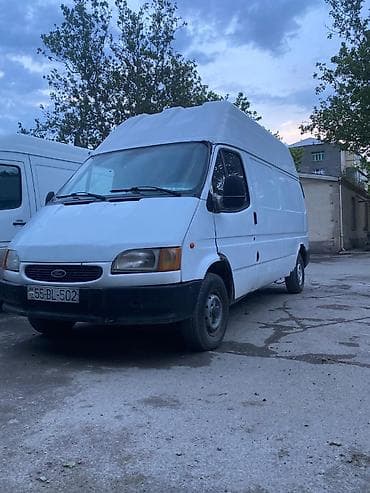 Ford Transit: 2.5 л | 1995 г. 454595 км Седан — 2