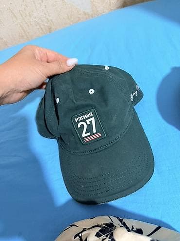 Baş geyimləri: Kepka, Prada, İşlənmiş, rəng - Qara, One size — 5