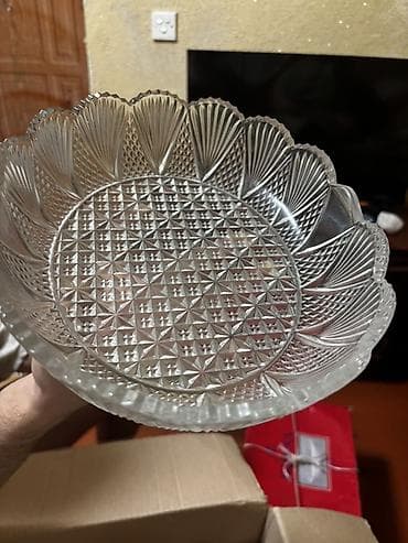 Meyvə qabi 
Xrustal