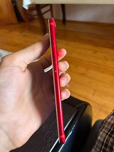 iphone 7 batareya: IPhone 7 Plus, 128 GB, Qırmızı, Barmaq izi — 8