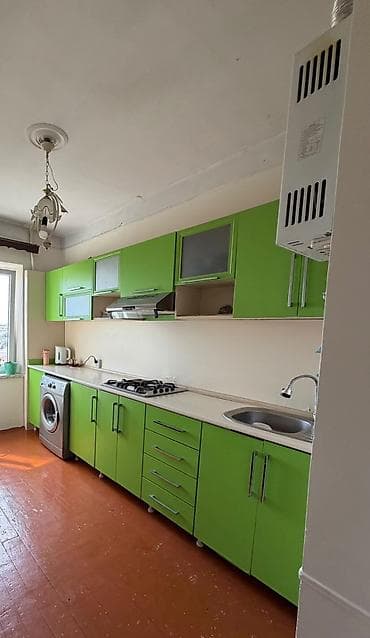 Mətbəx mebeli satılır 330₼. Ölçü 3.5. Üzərində qaz moyka aspirator