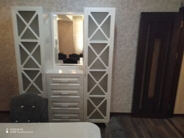 бу кровати: Bu, mətbəxlər üçün nəzərdə tutulmuş müasir üslublu şkaflar dəstidir — 6