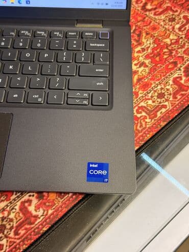 Çəngəllər: Dell Latitude 7420 💻 CPU: Intel(R) Core(TM) i7-1185G7, 2,80 GHz Turbo — 2