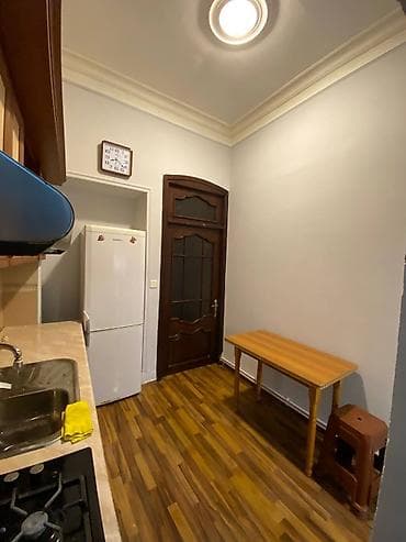 bak plastik: Uzunmüddetli verilir.Aileye verilir.3 otaqli həyət evidir.Əşyalıdır — 2