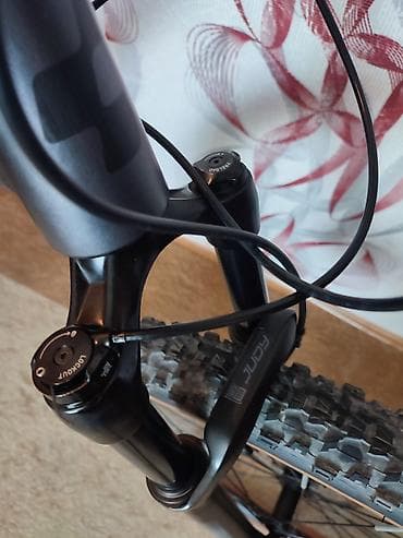 vele: MTB velosiped – 29” - Çərçivə: alüminium hardtail, daxili kabel — 8