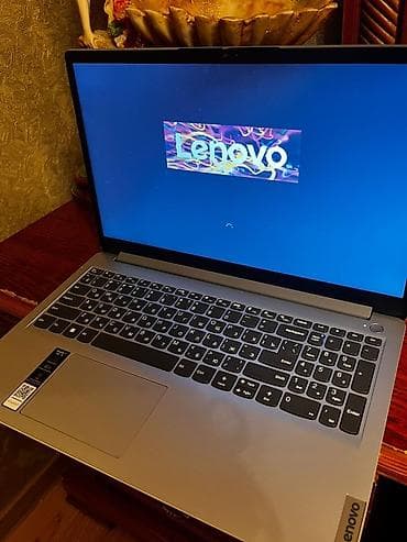Lenovo noutbuk - Korpus: gümüş rəngli, nazik çərçivəli ekran, tam