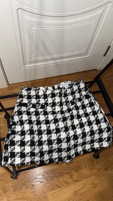 Qara-ağ dama naxışlı qadın ətəyi altı şort - Dizayn: Klasik dama