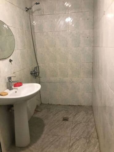 qubada evler kredit: Bakı, 2 otaqlı, Köhnə tikili, m. Həzi Aslanov, 65 kv. m — 6