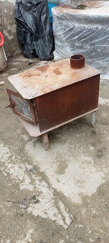 Dəmir soba (odun/kömür üçün) - Material: qalın metal korpus, üst