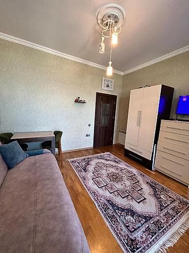 lenkeranda satilan evler: Xirdalan Kiristal 2 Menzile

Otaq Yoldasi Xanim Axtarilir — 7