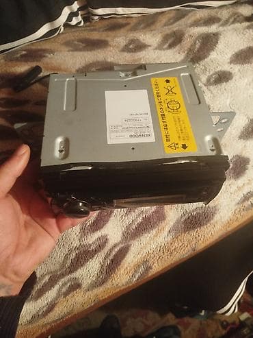 televizor internet wifi: Maqnitol, AUX — 2