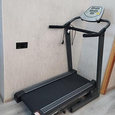 Proteus MTM-5900 qaçış trenajoru Paneldəki qoruyucu jelatin belə hələ