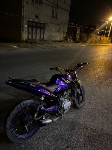 мотоциклы и цены: Sport üslublu motosiklet – tünd bənövşəyi-kömür rəng sxemi ilə — 1