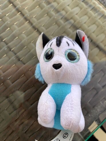 sleepy 4 nomre qiymeti: Üç ədəd yumşaq oyuncaq: tünd bej rəngdə olan bayquş, narıncı rəngdə — 2