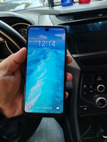 İnformatika: Infinix Hot 30 Play, 128 GB, rəng - Qara, Sensor — 4