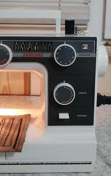 ev əşyaları işlənmiş: Tikiş maşını Janome, Mexaniki — 3