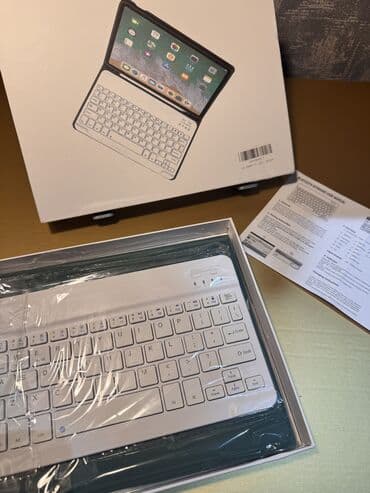 Planşet üçün Case. Yenidir, səhf yollanıb deyə satılır. Keyboard lə