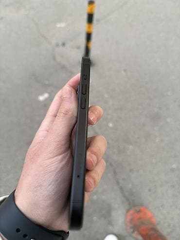 iphone 5 qiyməti: IPhone 15, 128 GB, Qara, Simsiz şarj — 4