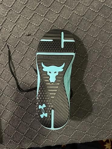 under: Under Armour krossovkaları 46 razmer satılır, 46 ölçüdür, 44–45 — 4